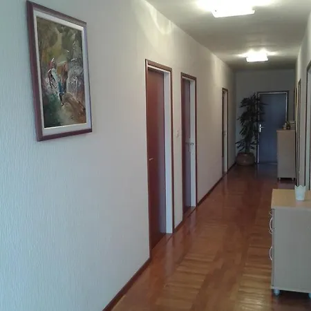 Konukevi Venera